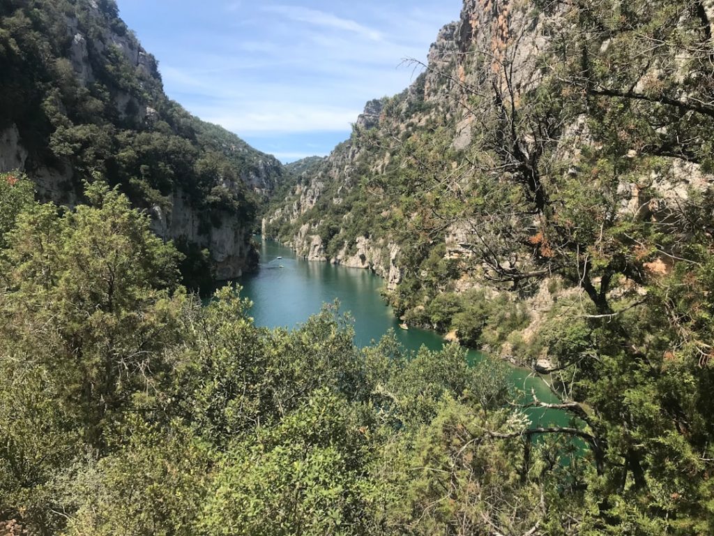 BTT en la Ruta del Cares: pedalea entre paredes de roca de 500 metros en Asturias