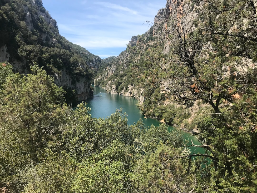 BTT en la Ruta del Cares: pedalea entre paredes de roca de 500 metros en Asturias